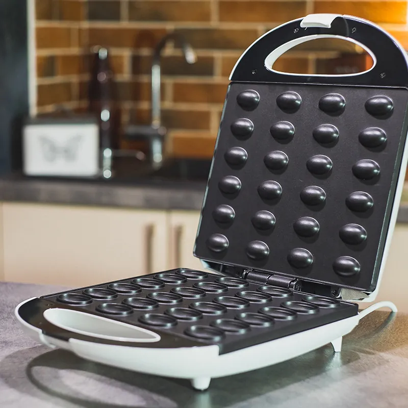 Aparat Nut Maker AD 3039 Alb Adler