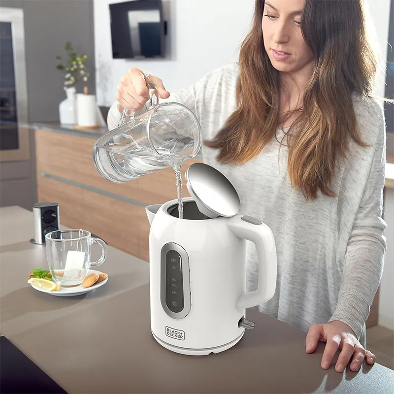 Fierbator 2200W 1.7L Black Decker