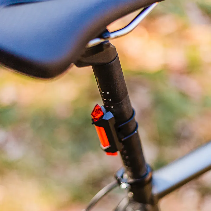 Set Lumini Bicicleta Fata-Spate Blg-100