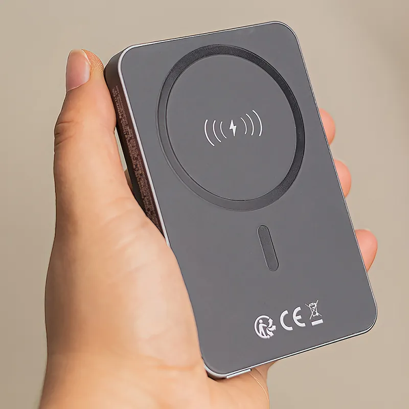Power Bank PD+QC 5000MAH Magnetic