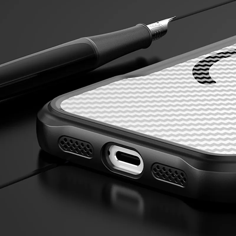 Husa Protectie Carbon Defender MAG Iphone 17 Pro Max 6.9" - Negru