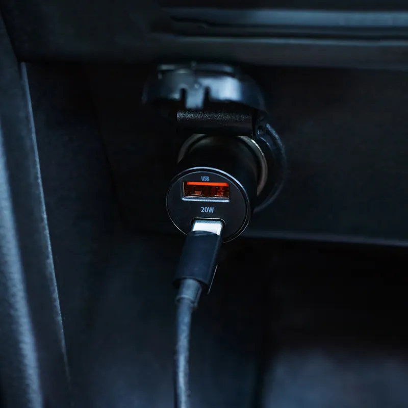 Incarcator Auto 1XUSB 20W + 1X USB-C 60W + Cablu Usbc - USB-C