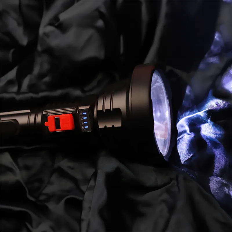 Lanterna LED 600LM Acumulator 1800MAH IP44