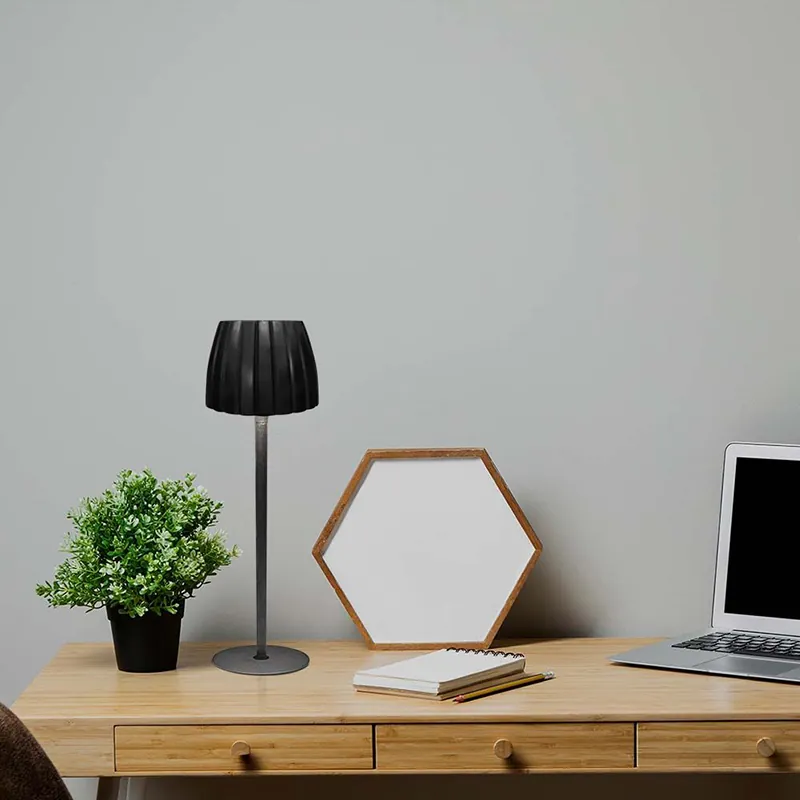 Lampa LED Masa 2.7W 3IN1 Dimabil - Negru