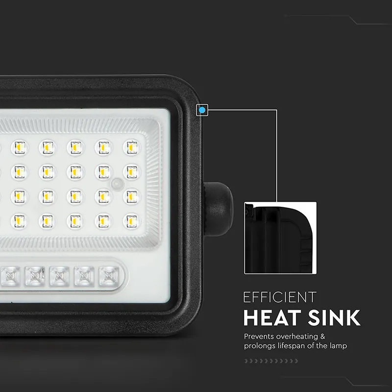 Reflector cu Incarcare Solara 50W 700LM 7IN1 - Negru