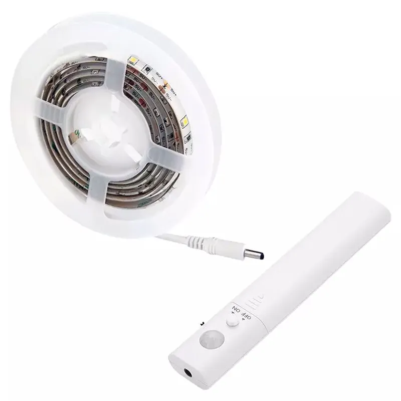 Banda LED 2835 2.4W 1M 2700K Senzor Miscare Alimentare Baterii 4XAAA