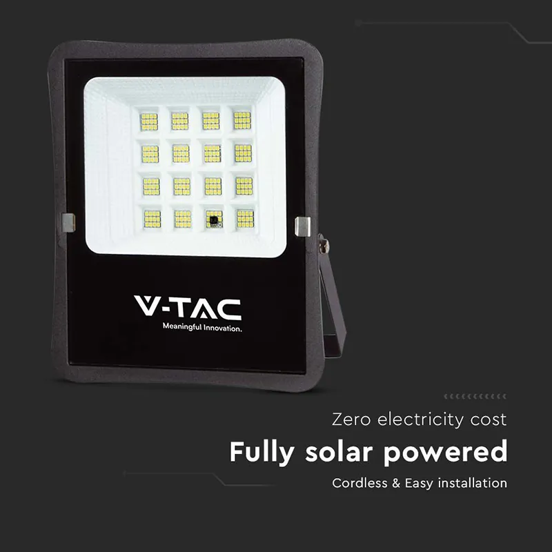 Reflector LED 15W 6400K cu Incarcare Solara