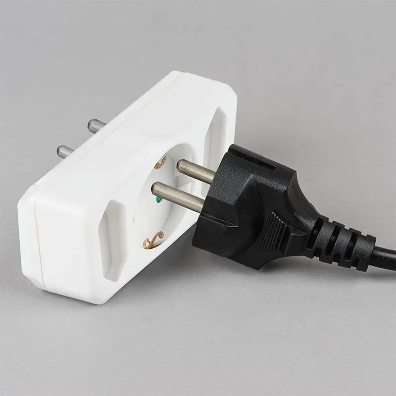 Adaptor 3 Prize 1X16A 2X2.5A Max 3500W