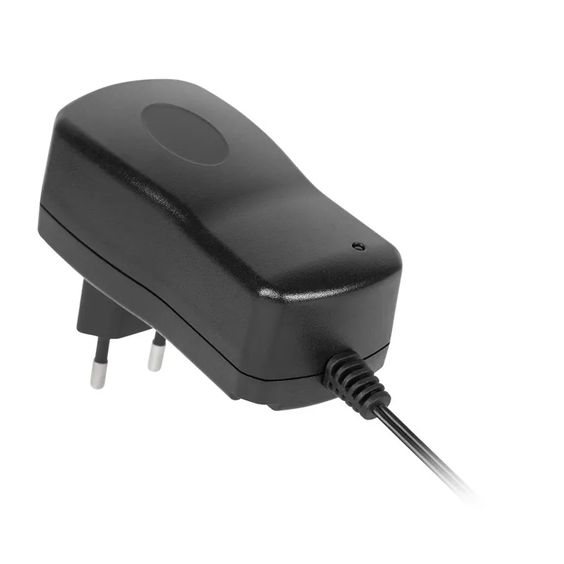 Alimentator Stabilizat 3-12V 2000MA Kemot