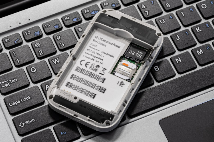 Slot pentru card de memorie Slot pentru card de memorie