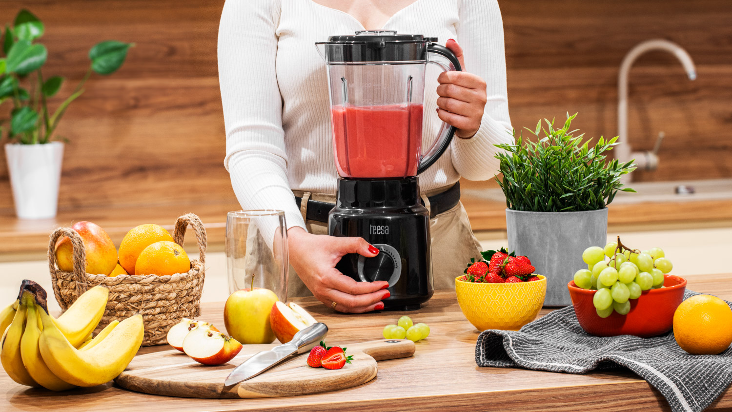 Blender masa Teesa TSA3542 Blender masa
