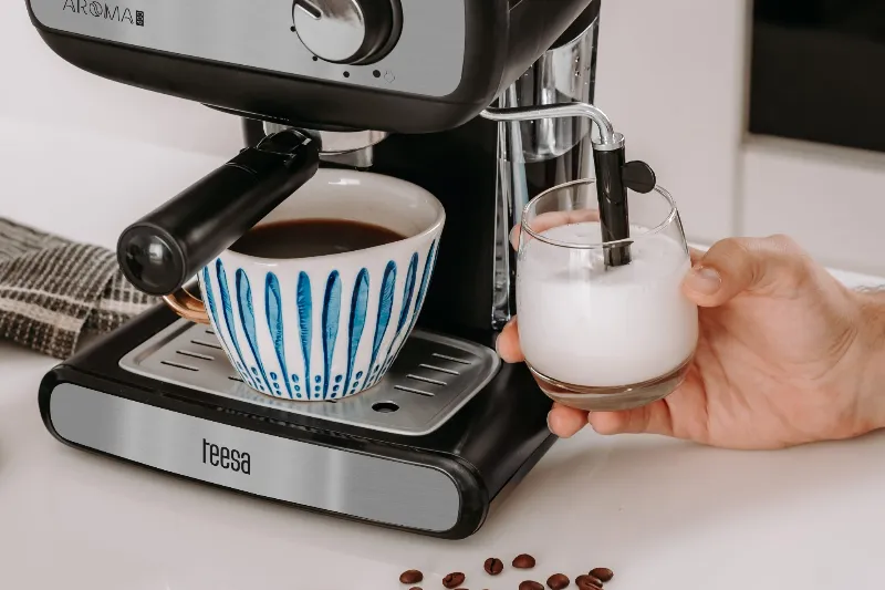 Espressor Manual 15 Bar 850W Teesa