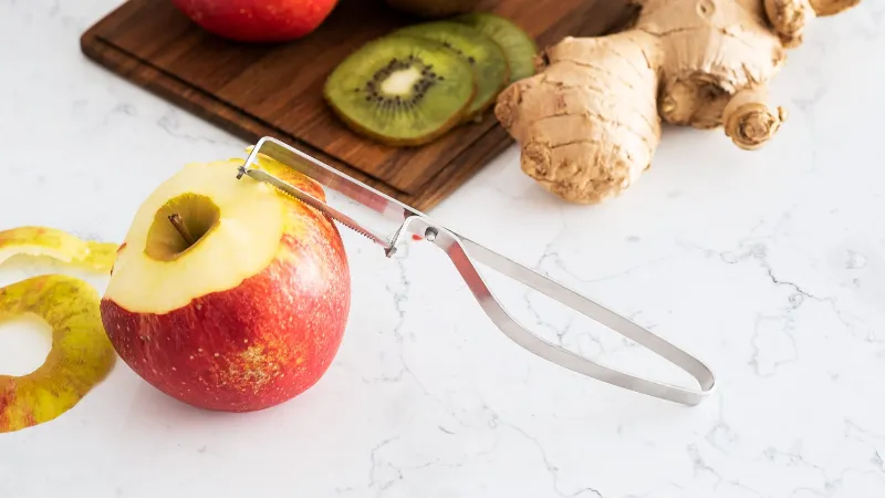 Accesoriu pentru Decojit Peeler Inox Teesa