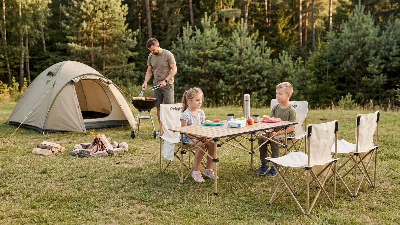 Set Camping Masa+4 Scaune Metalice Pliabil Rebel Active