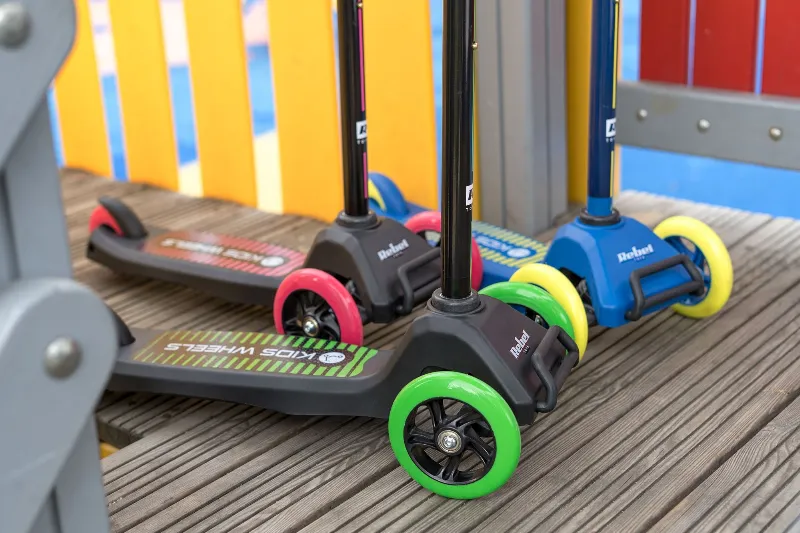 Trotineta Kids Wheels Rebel