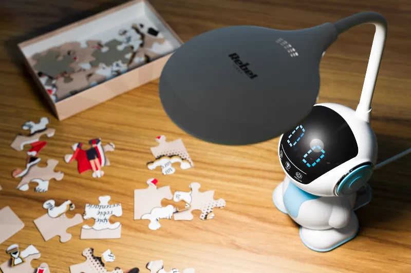 Lampa LED Birou Robot Rebel